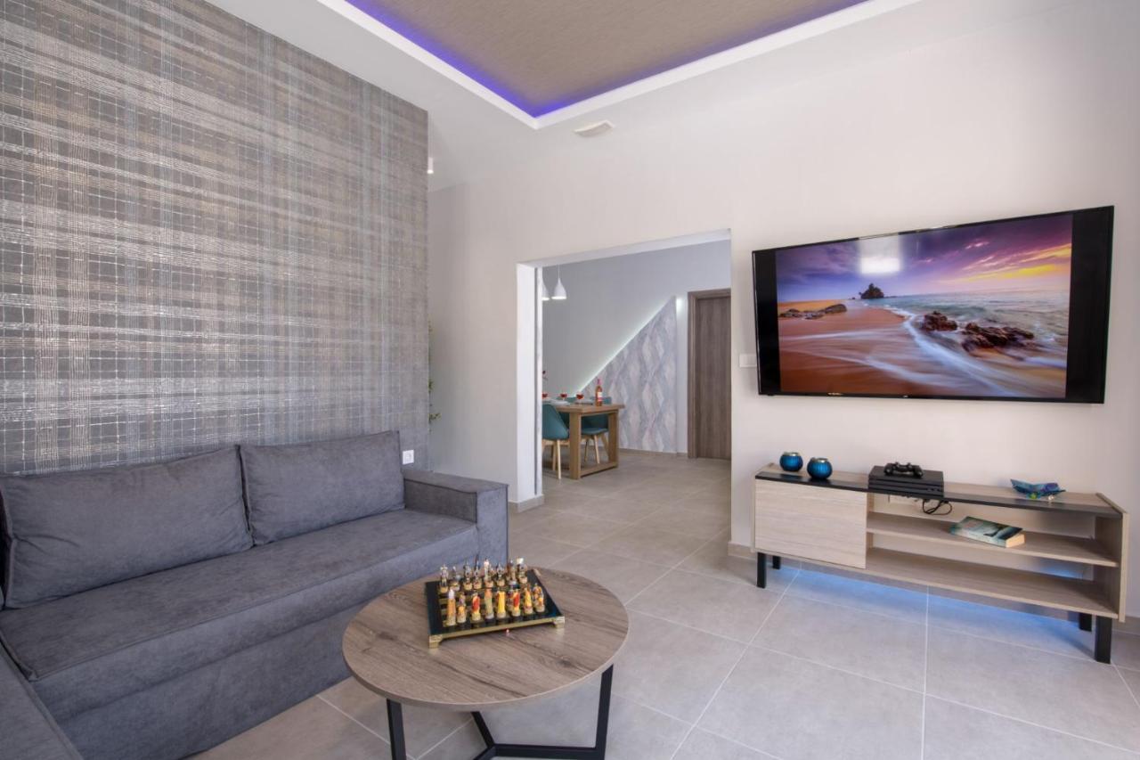 Luxury Villa Eva-Mari With Jacuzzi, 50M From The Beach Stalós Dış mekan fotoğraf